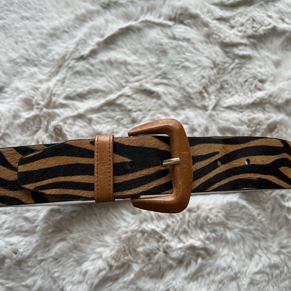Another Line Inc Tan & Black Animal Print Belt.  Size M - Picture 8 of 11